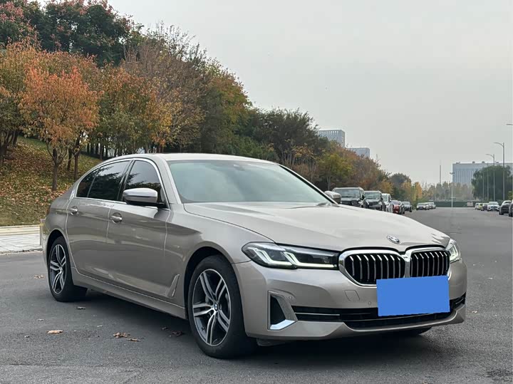 Фото 3 - BMW 5 Series