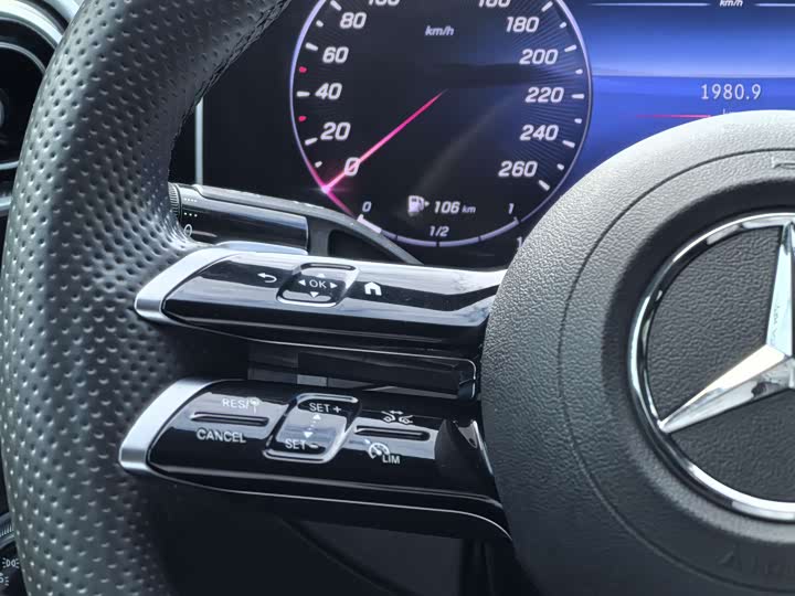 Фото 14 - Mercedes-Benz C-Class