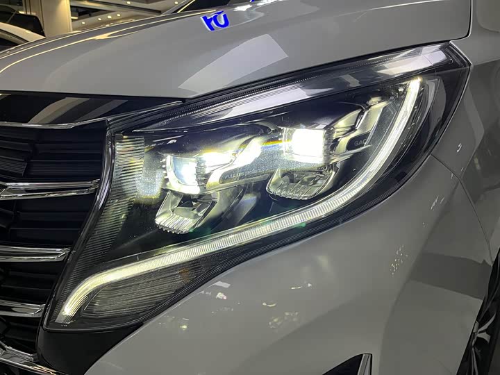 Фото 10 - GAC Trumpchi M8