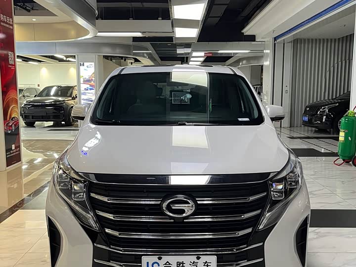 Фото 2 - GAC Trumpchi M8