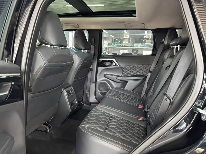 Фото 6 - Mitsubishi Outlander