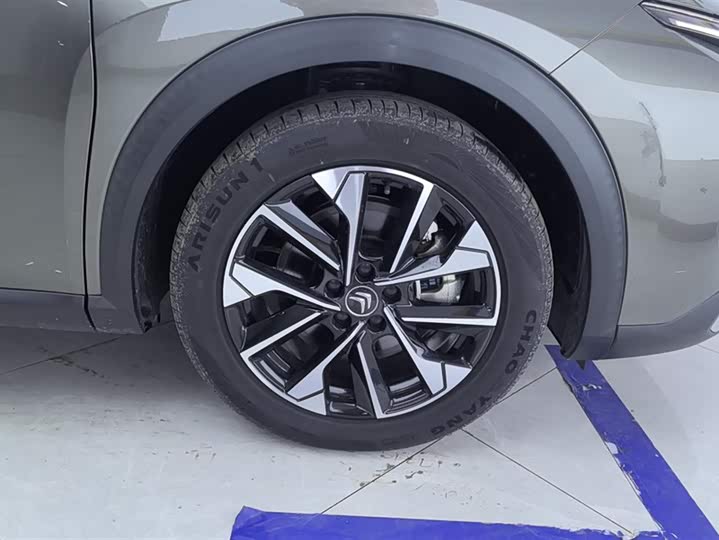 Фото 6 - Citroen C5 X