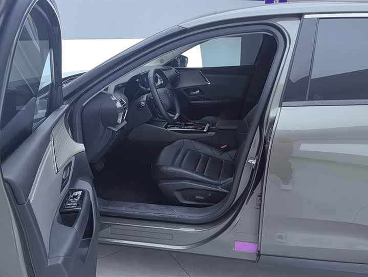 Фото 9 - Citroen C5 X