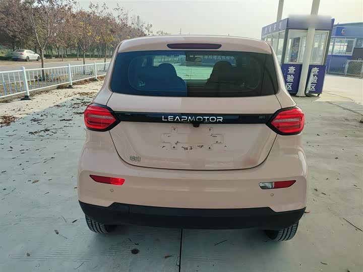 Фото 6 - Leapmotor T03