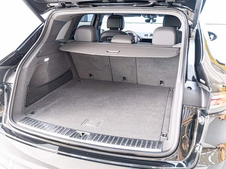 Фото 18 - Porsche Cayenne Hybrid