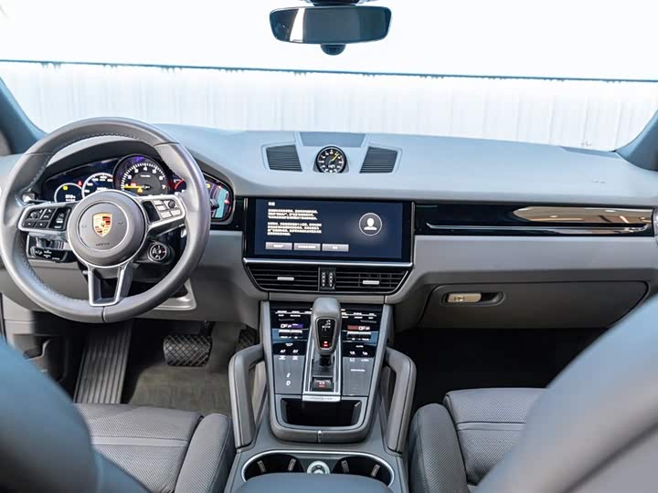 Фото 20 - Porsche Cayenne Hybrid