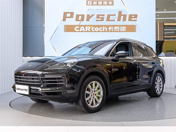 Фото 9 - Porsche Cayenne Hybrid