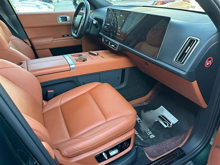 Фото 10 - LiXiang L9