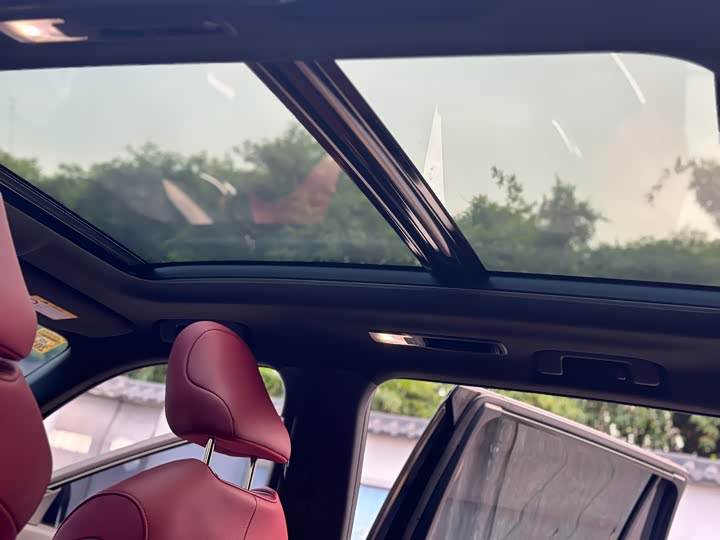 Фото 16 - Toyota Crown Kluger