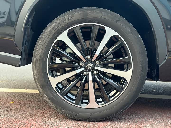 Фото 22 - Toyota Crown Kluger