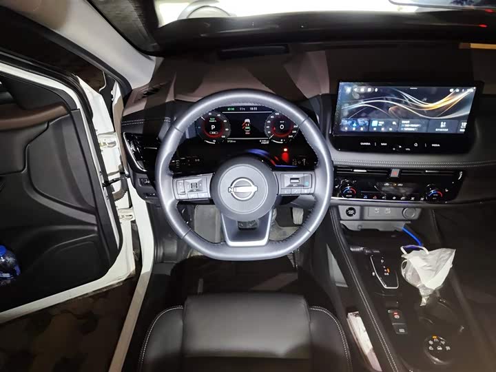 Фото 12 - Nissan X-Trail