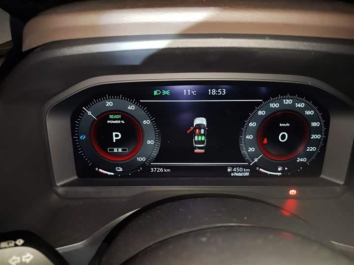 Фото 13 - Nissan X-Trail