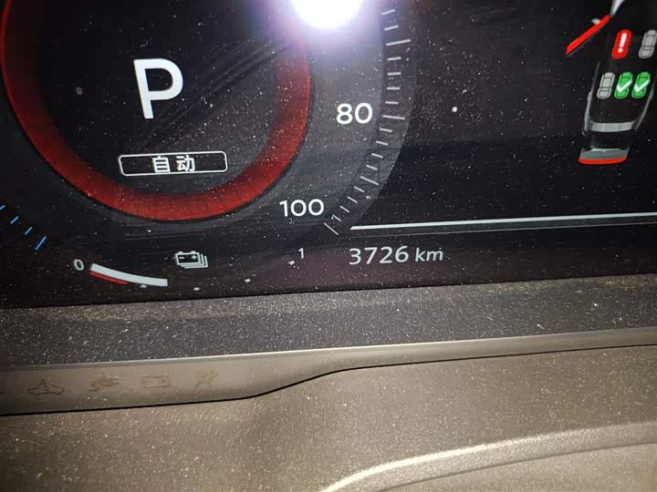 Фото 14 - Nissan X-Trail