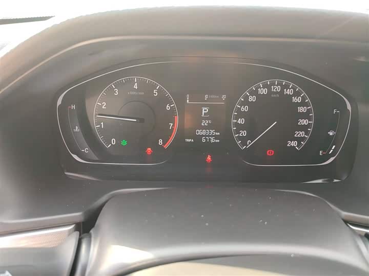 Фото 12 - Honda Accord