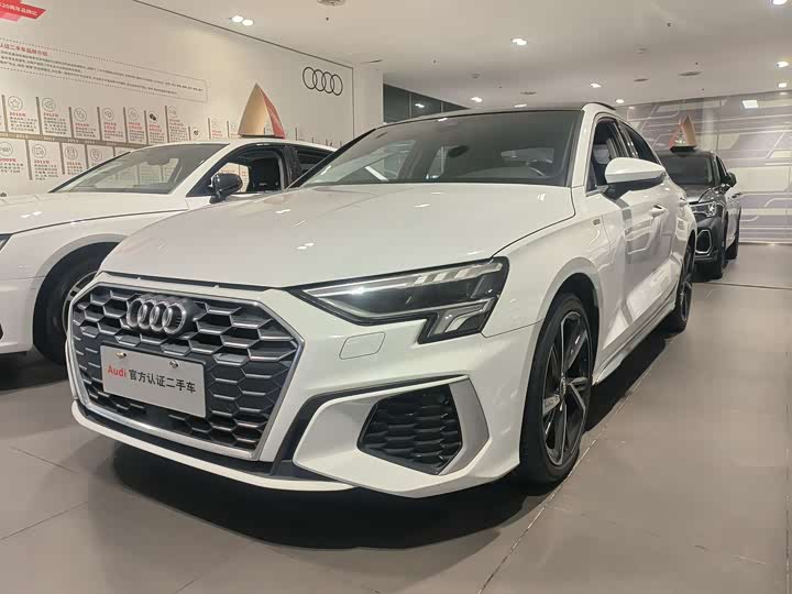 Фото 1 - Audi A3