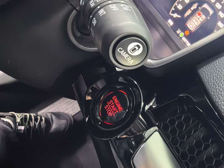 Фото 12 - Honda CR-V