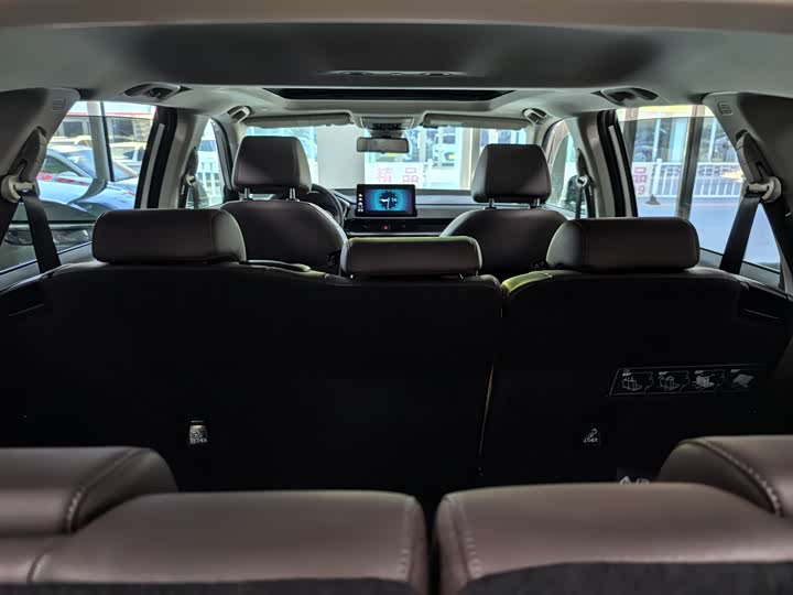 Фото 15 - Honda CR-V