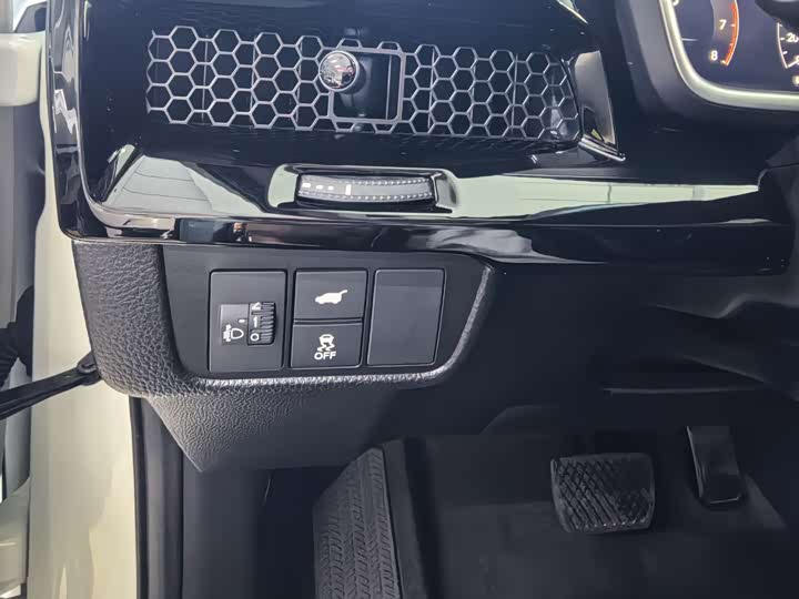 Фото 17 - Honda CR-V