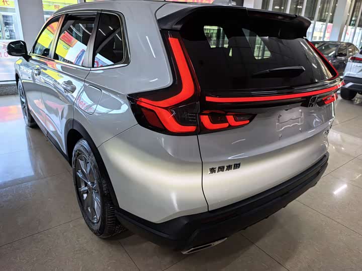 Фото 5 - Honda CR-V