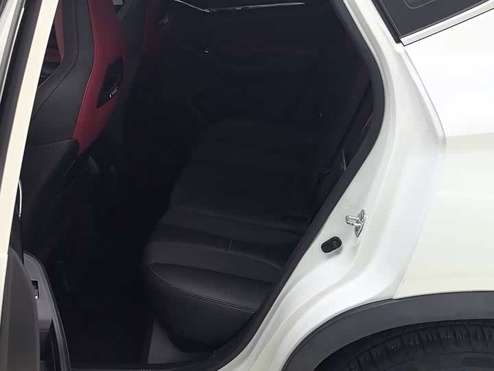 Фото 11 - Changan Oshan X5