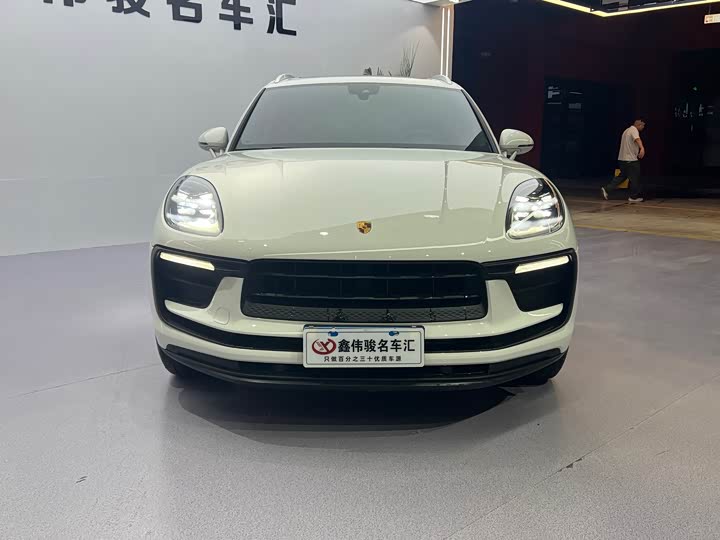 Фото 3 - Porsche Macan