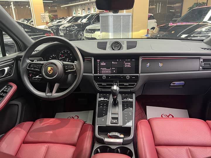 Фото 9 - Porsche Macan