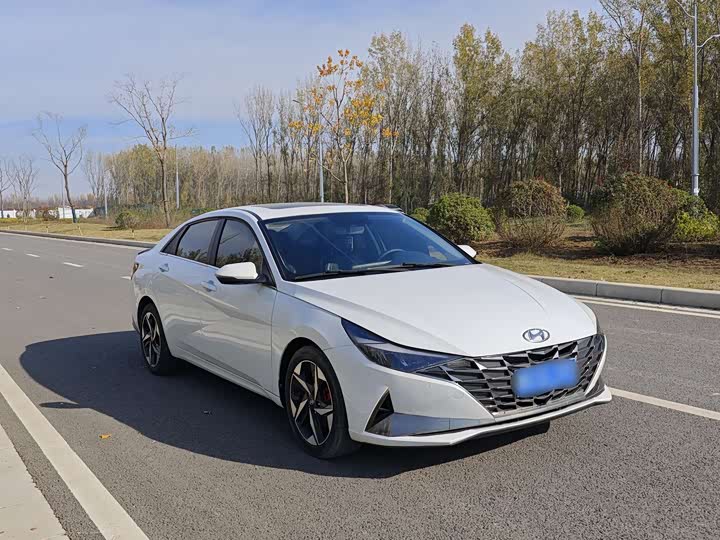 Фото 3 - Hyundai Elantra N line