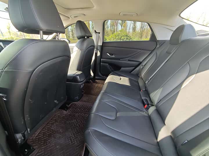 Фото 5 - Hyundai Elantra N line