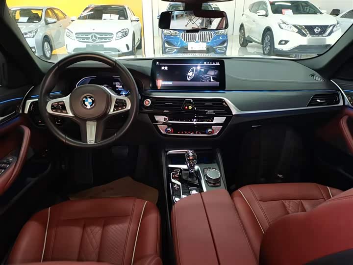 Фото 10 - BMW 5 Series Hybrid