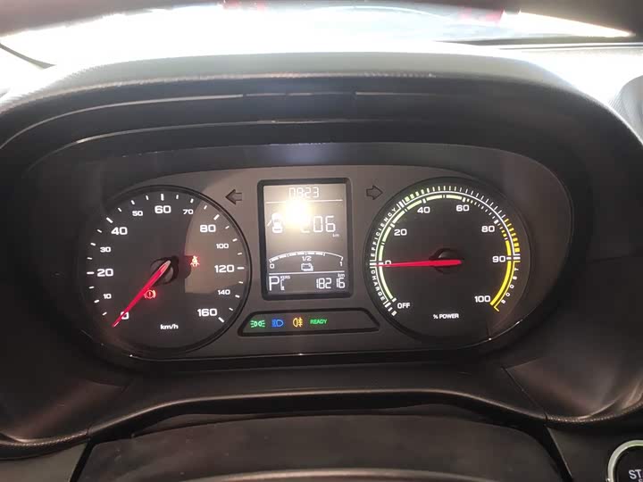 Фото 12 - Roewe Clever