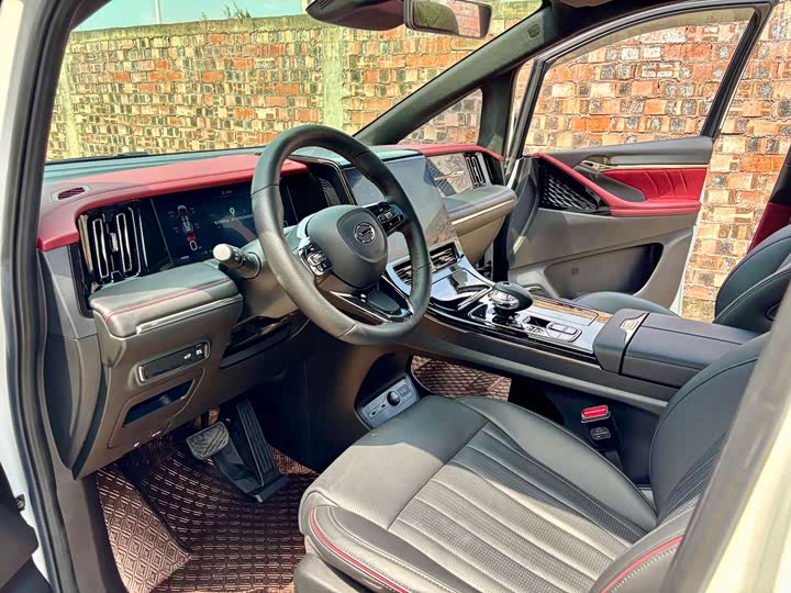 Фото 10 - GAC Trumpchi M8