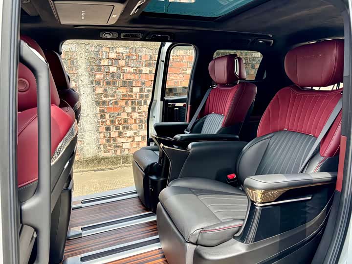 Фото 13 - GAC Trumpchi M8