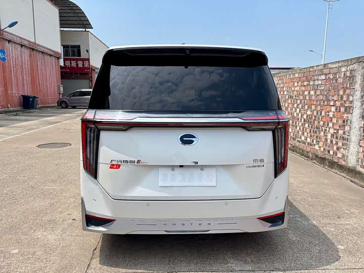 Фото 4 - GAC Trumpchi M8