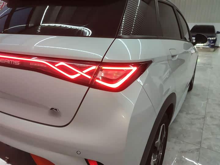 Фото 8 - BYD Dolphin