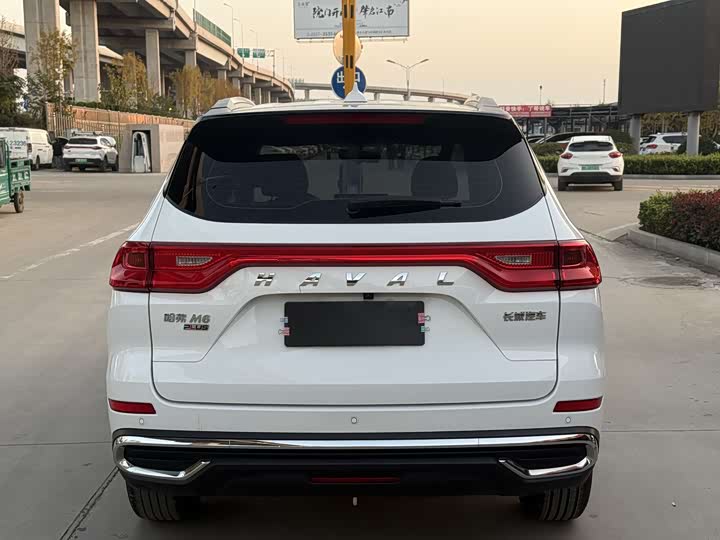 Фото 2 - Haval M6