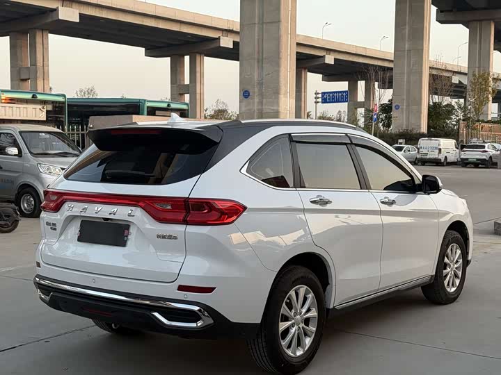 Фото 3 - Haval M6