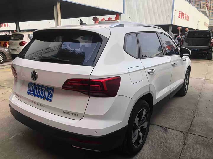 Фото 11 - Volkswagen Tharu