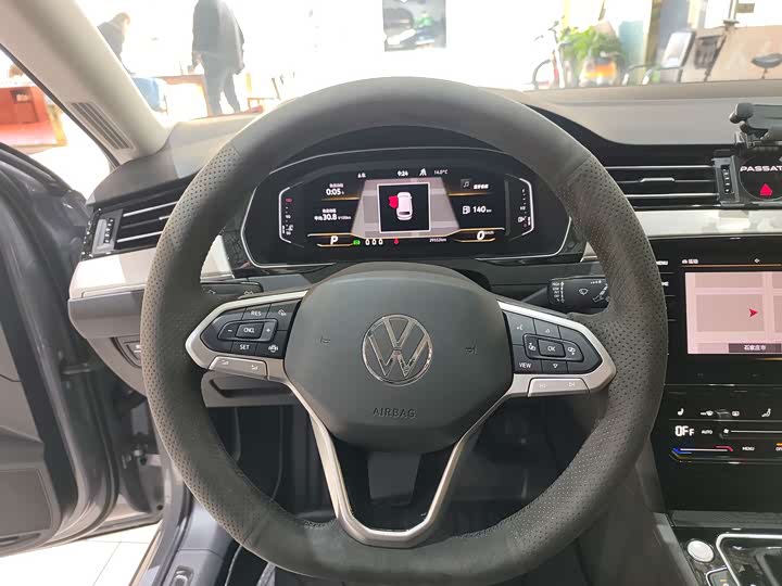 Фото 7 - Volkswagen Passat Variant
