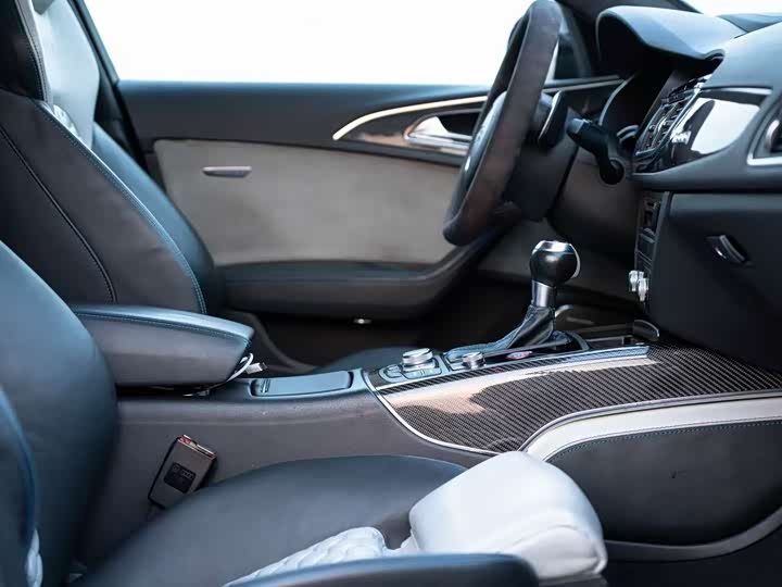 Фото 10 - Audi RS 6