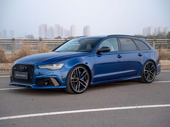 Фото 3 - Audi RS 6