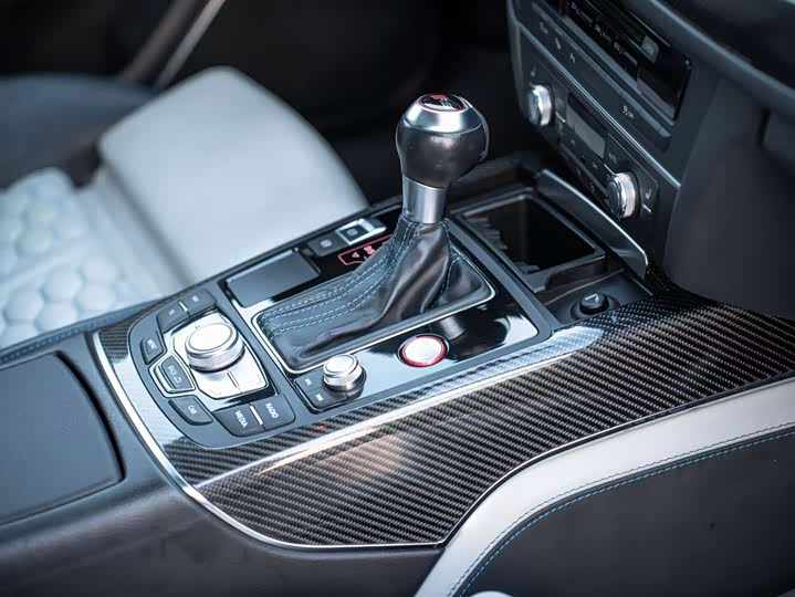 Фото 5 - Audi RS 6