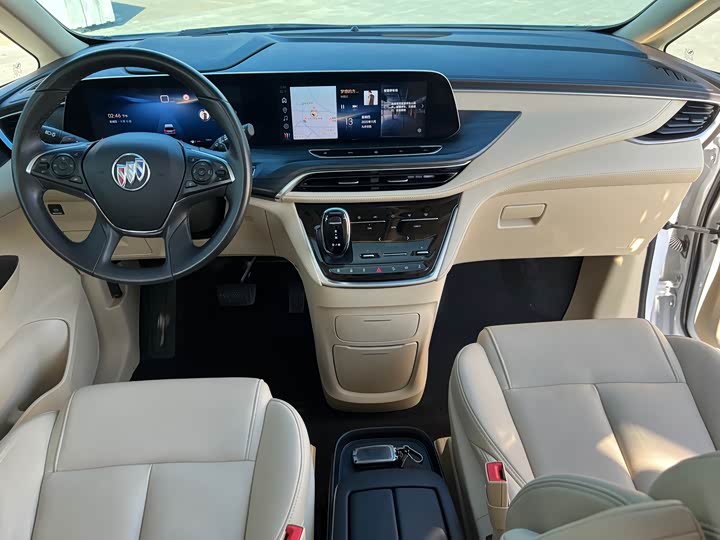 Фото 11 - Buick GL8 ES