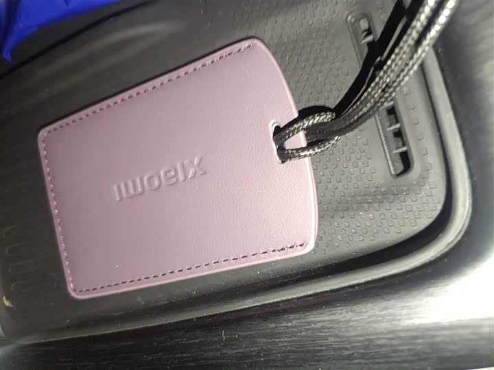 Фото 10 - Xiaomi SU7