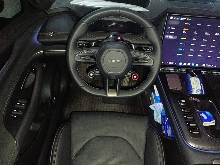 Фото 12 - Xiaomi SU7