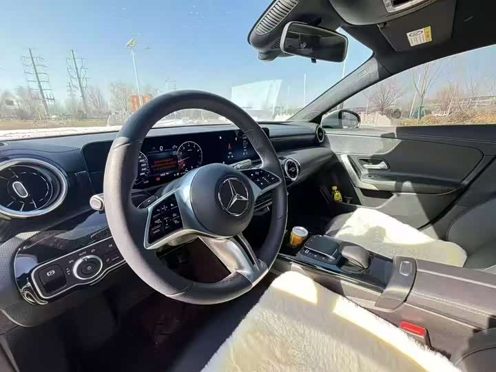 Фото 5 - Mercedes-Benz A-Class