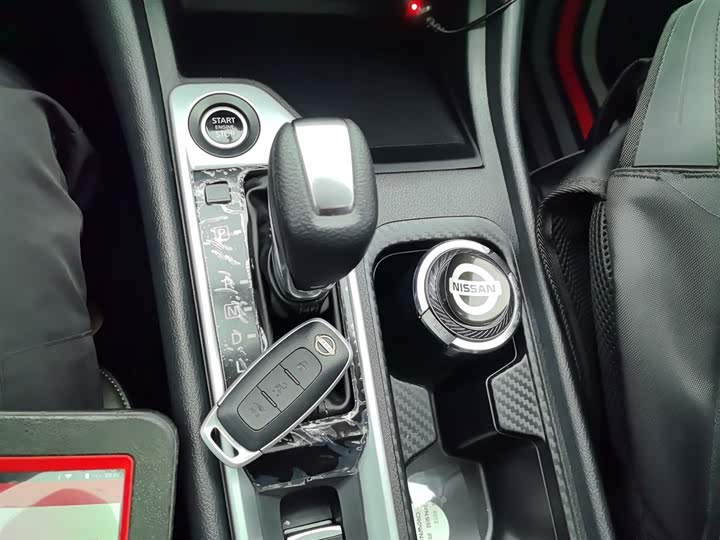 Фото 14 - Nissan Sylphy