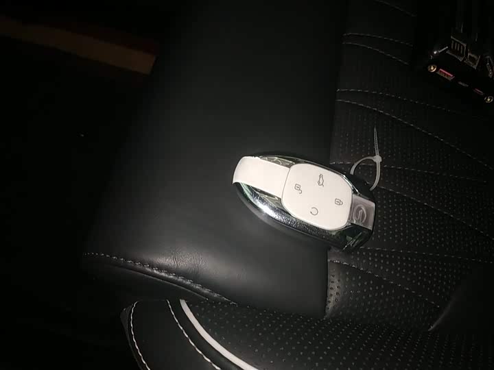 Фото 9 - GAC Trumpchi GS8