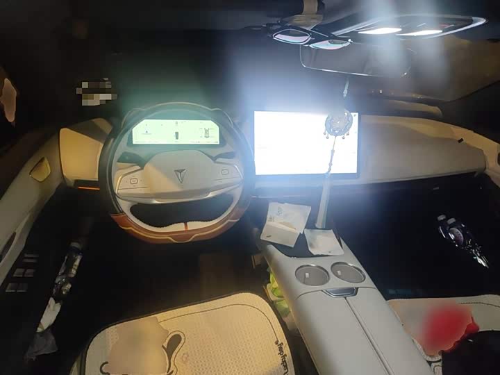 Фото 11 - Changan Deepal SL03