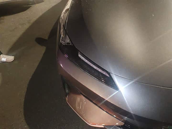 Фото 8 - Changan Deepal SL03