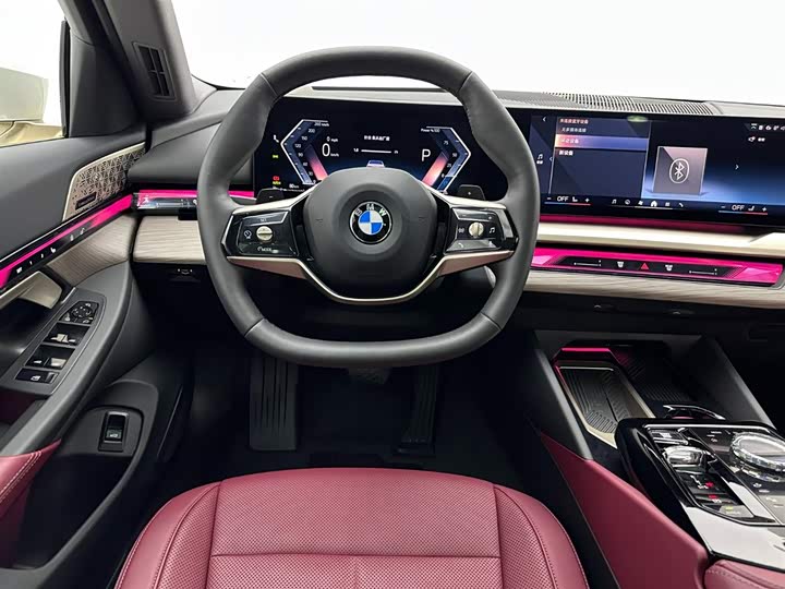 Фото 10 - BMW 5 Series